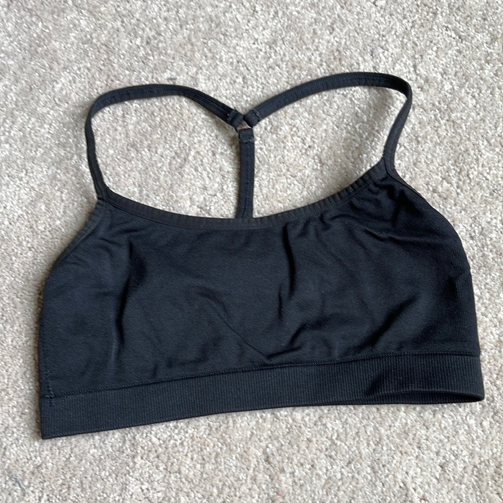 Victoria sports bra